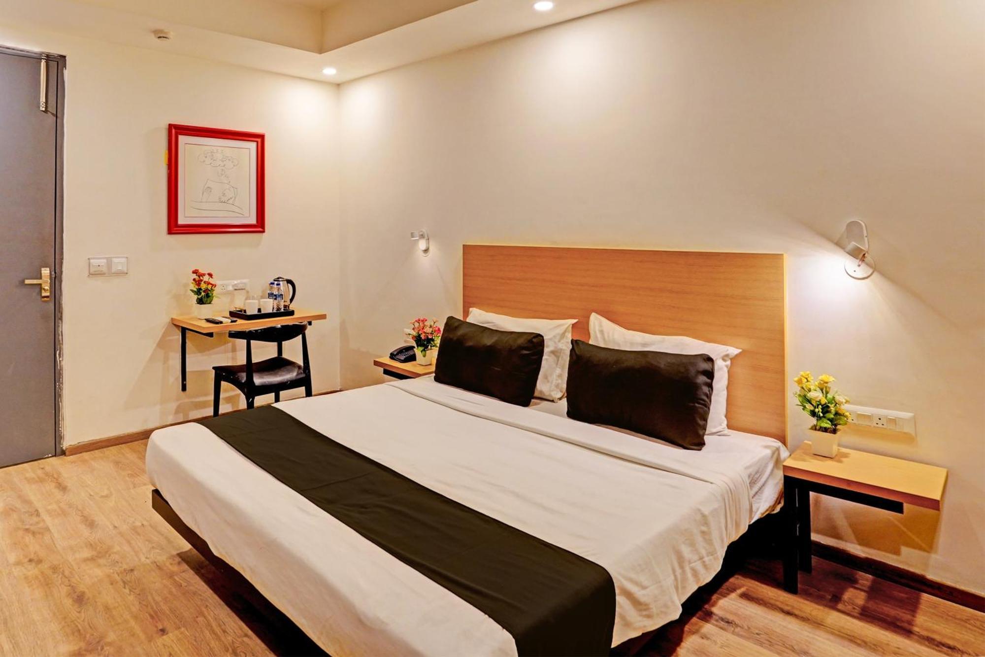 Townhouse Pantao Stays Γκουργκάον Εξωτερικό φωτογραφία