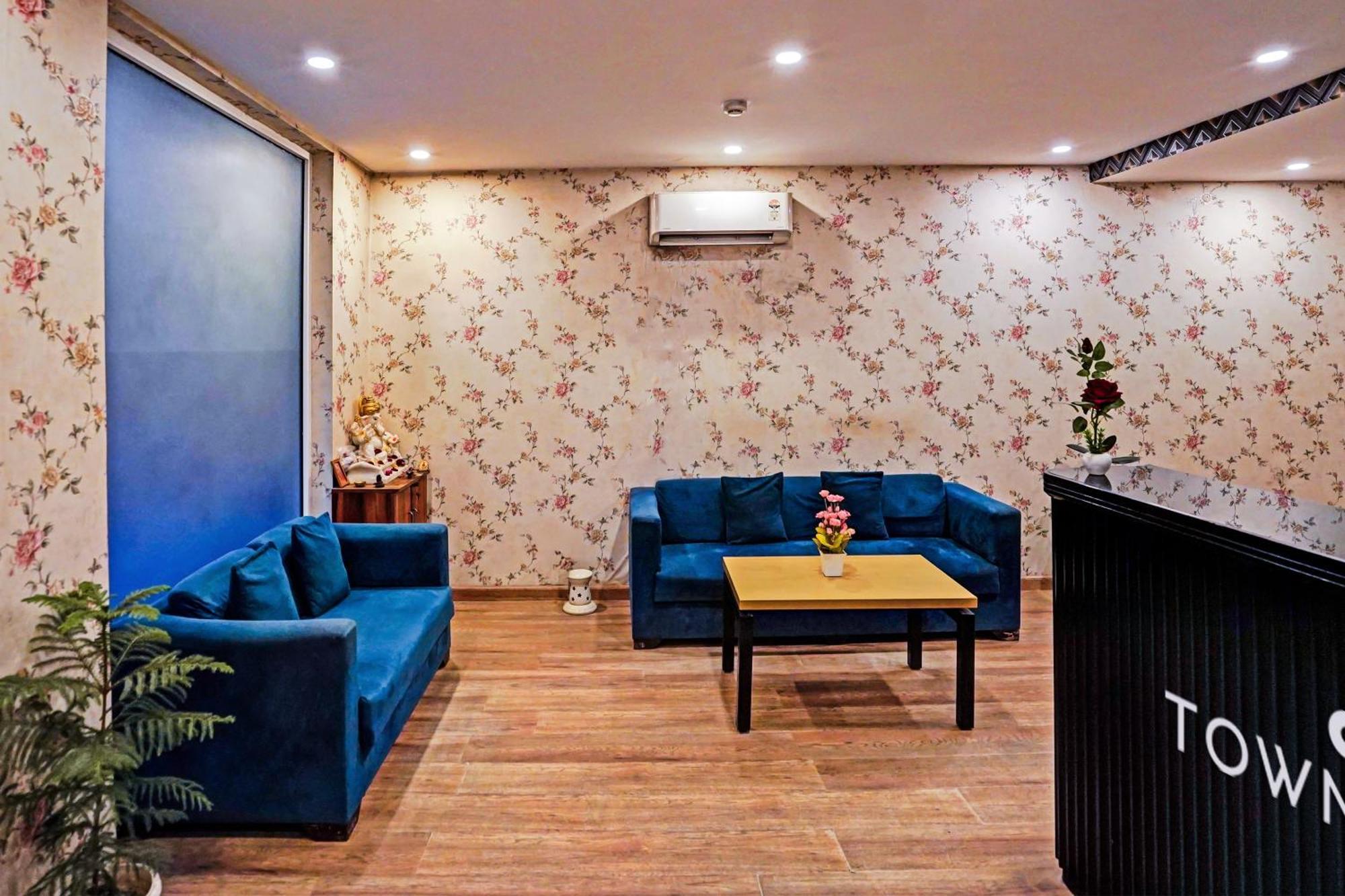 Townhouse Pantao Stays Γκουργκάον Εξωτερικό φωτογραφία